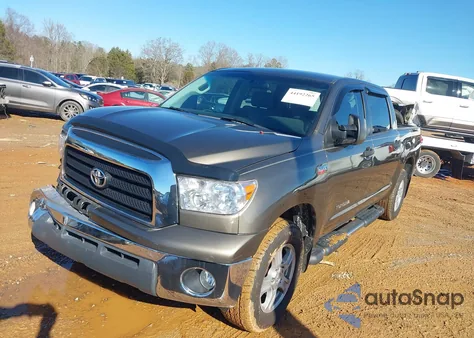 2008 Toyota Tundra Base 5.7L V8 z USA, uszkodzony, nr VIN 5TFDV54178X064932